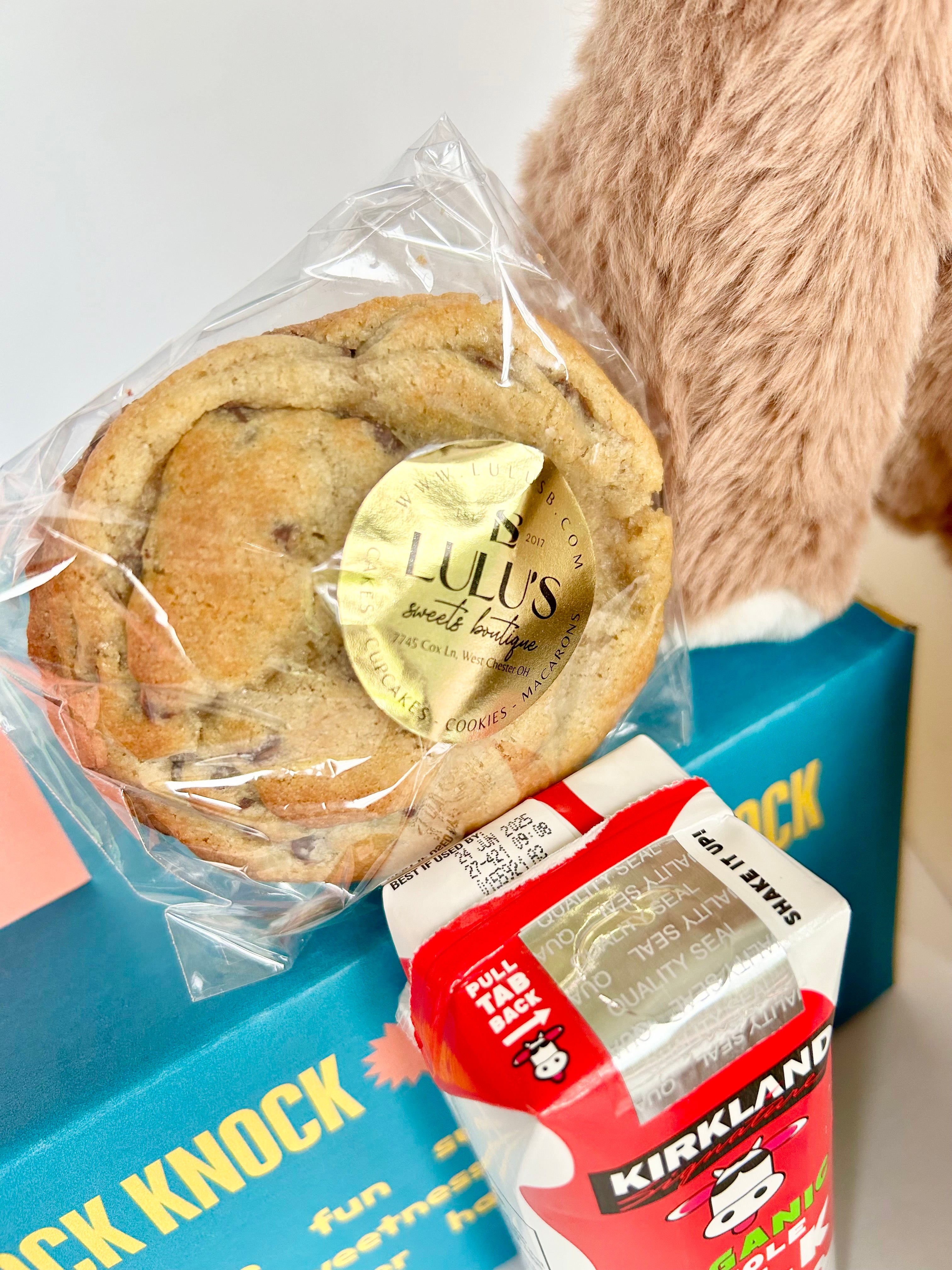 Cookies and Milk Hugs